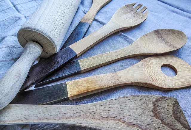 Les ustensiles de cuisine adaptés aux petits espaces